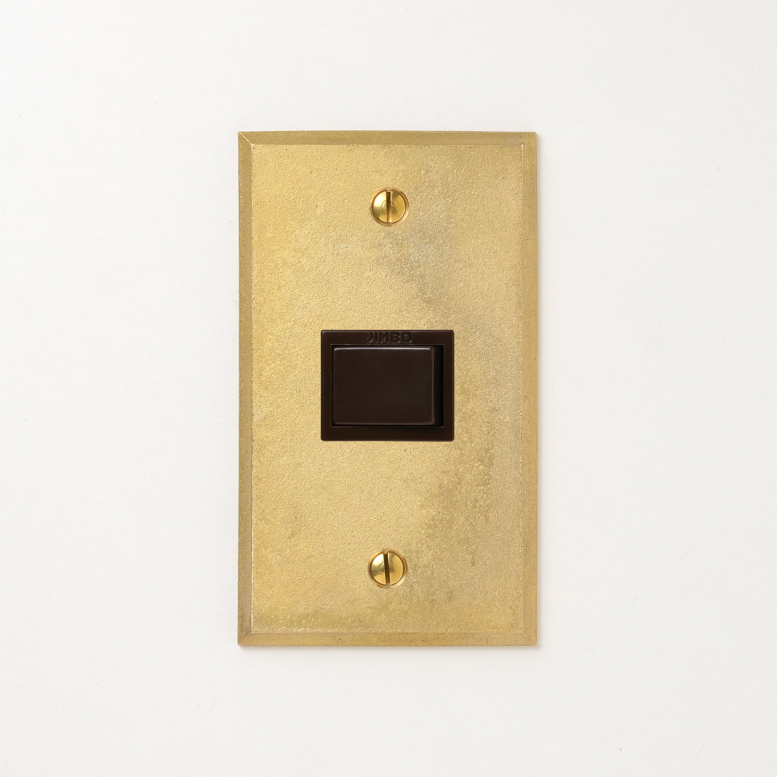 真鍮鋳造プレート（鋳肌） <br>+ NK対応 埋込スイッチ シングル チョコ