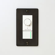 ステンレス（黒染）プレート <br>+ NK 逆位相制御方式ライトコントロール＋片切、3路ガイドランプ（グリーン）スイッチ　 ホワイト