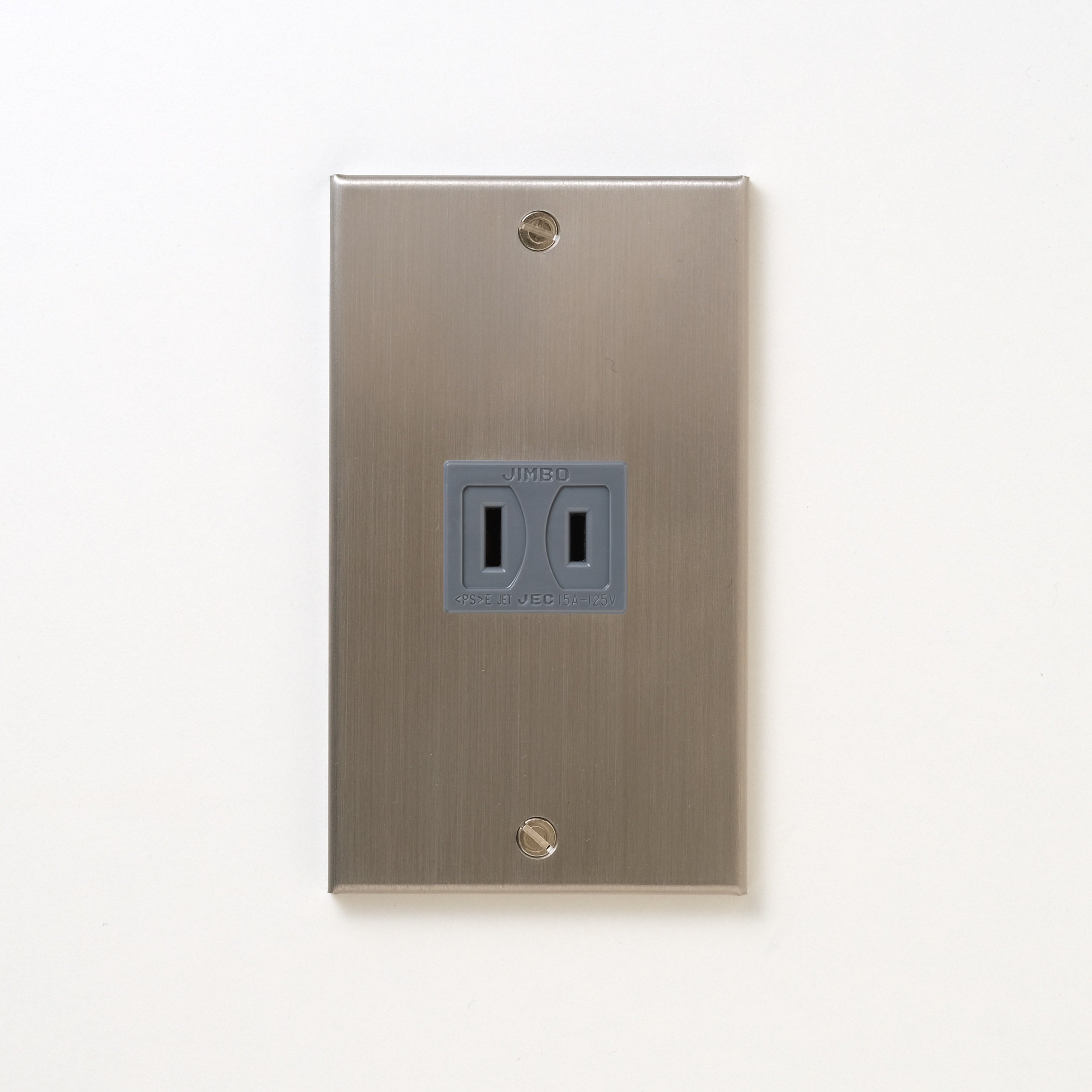 ステンレス（ヘアライン） プレート<br>+ NK 埋込コンセント グレー