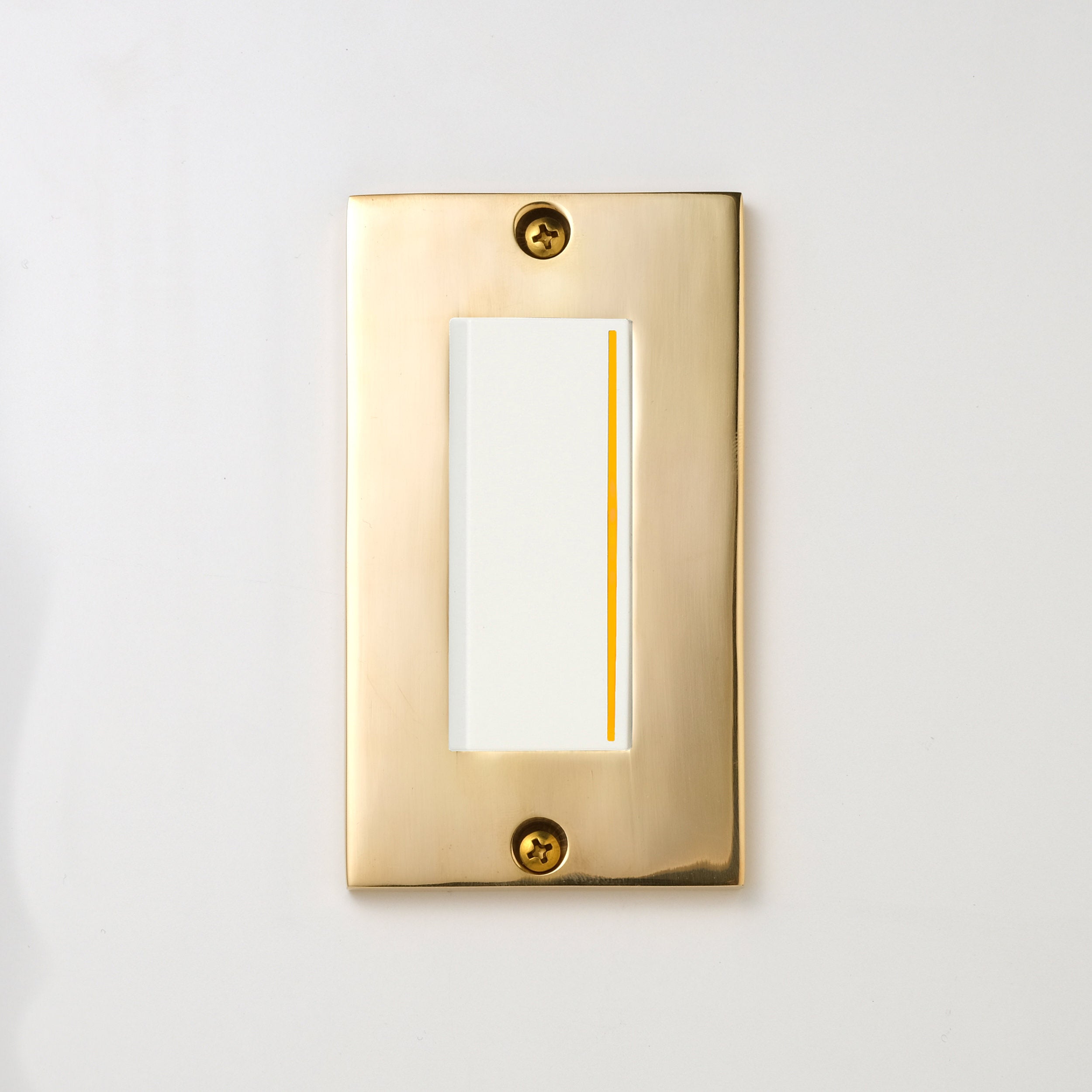 真鍮砂型鋳造（磨き）プレート <br>+ NK 片切、3路チェックランプ（オレンジ）付スイッチシングル  ホワイト