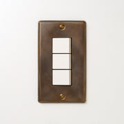 真鍮 エイジング プレート  <br>+ NK スイッチトリプル  ホワイト