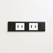 ステンレス（マットブラック）家具用プレート<br>+ NK 埋込コンセント ホワイト ×２