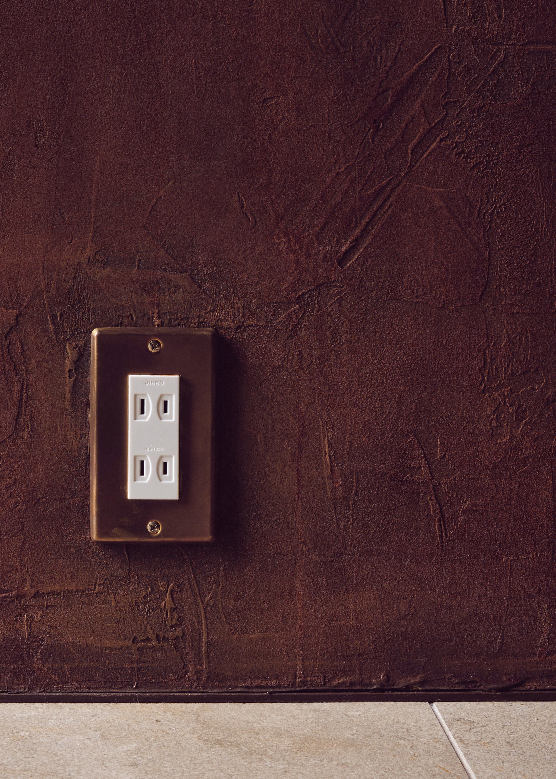 OHM 真鍮メッキエイジング プレート１連３口用 