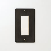 ステンレス（黒染）プレート <br>+ NK スイッチダブル ホワイト