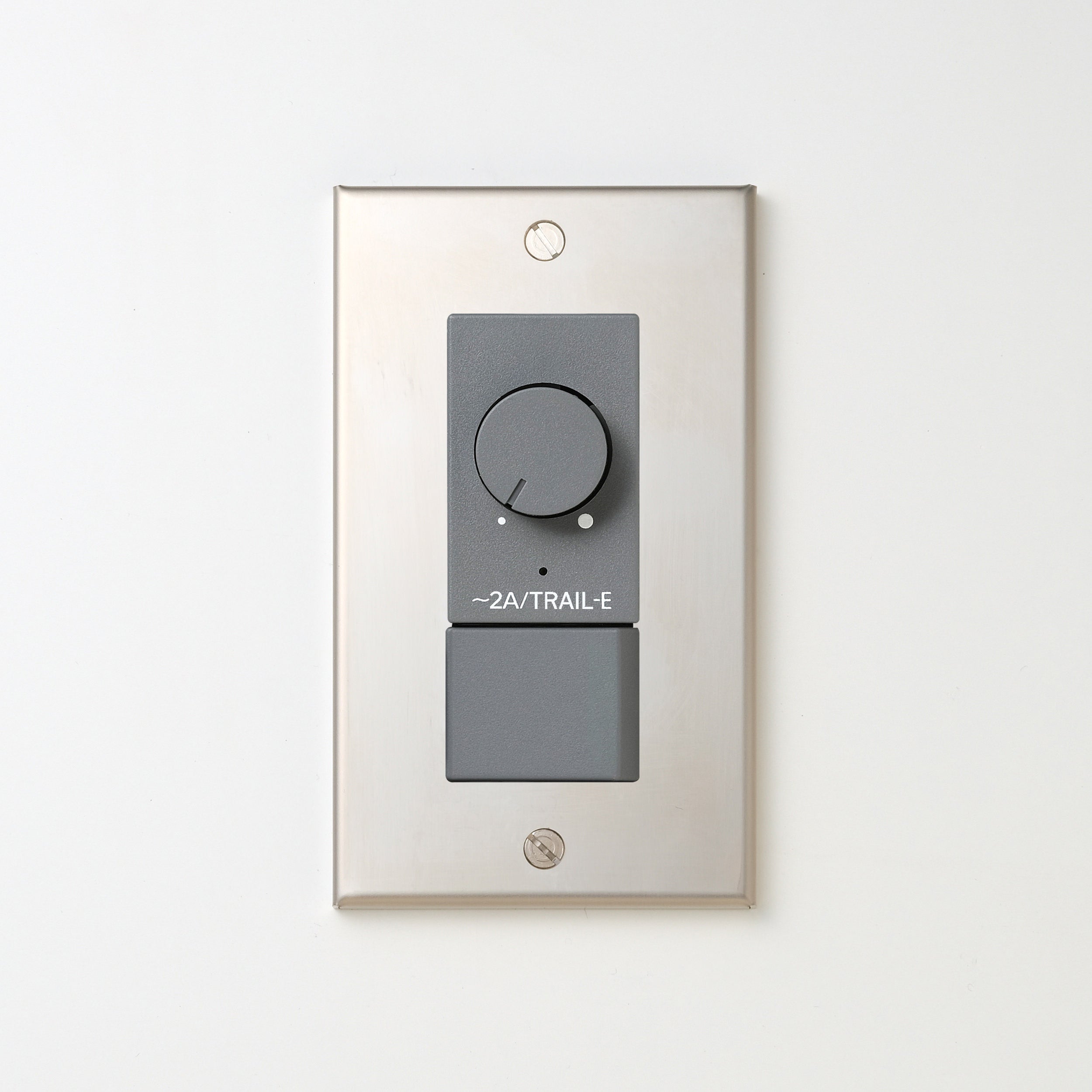 ステンレス素地 プレート <br>+ NK 逆位相制御方式ライトコントロール＋片切、3路スイッチ　 グレー