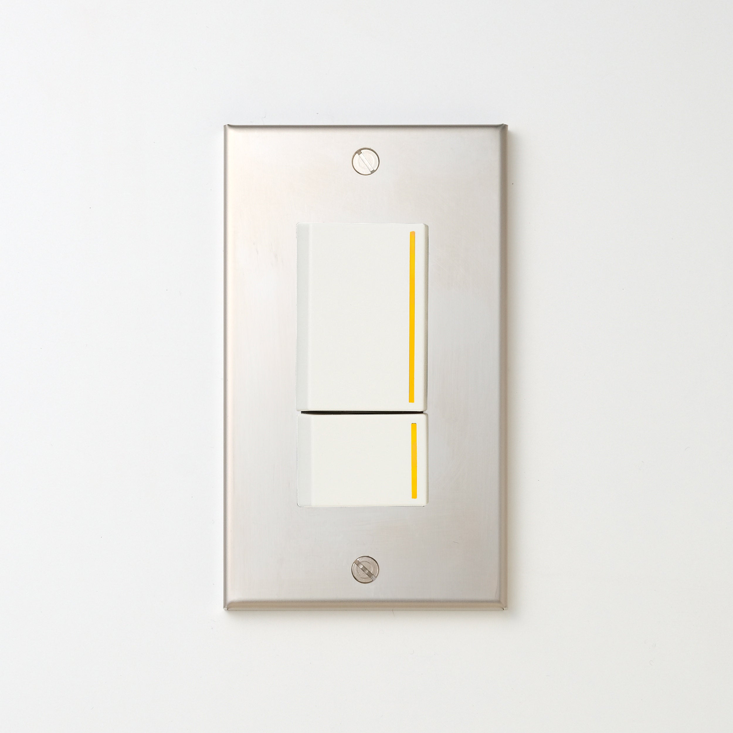 ステンレス素地 プレート <br>+ NK 片切、3路チェックランプ（オレンジ）スイッチダブル（上段大）  ホワイト