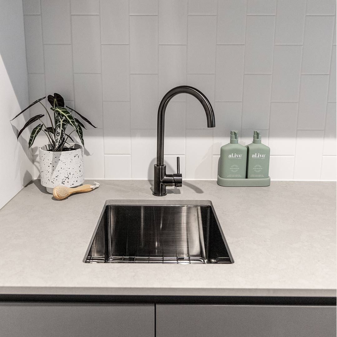 オーヘル・シングルキッチンシンク380mm ガンメタル