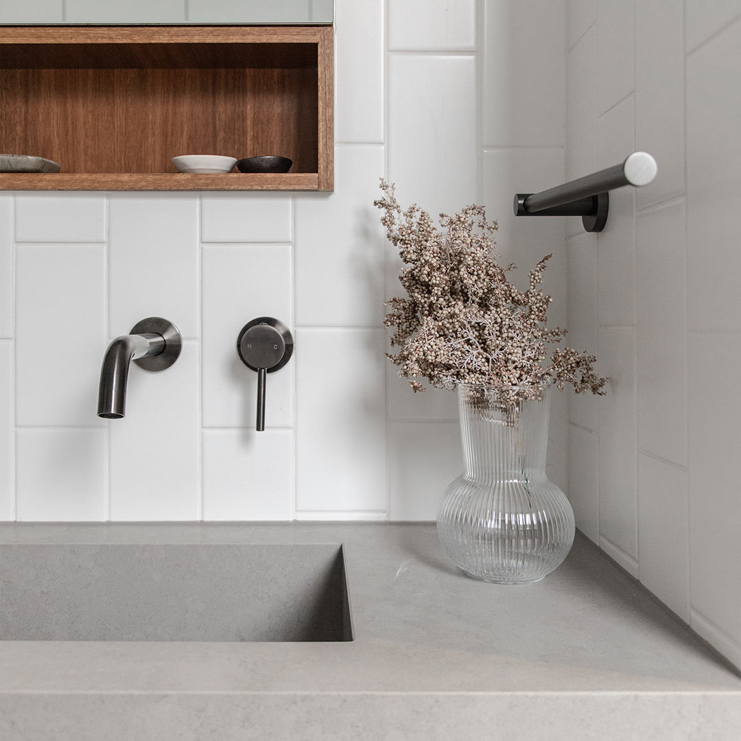 エリシアン・壁付1穴 混合水栓用ハンドル ガンメタル