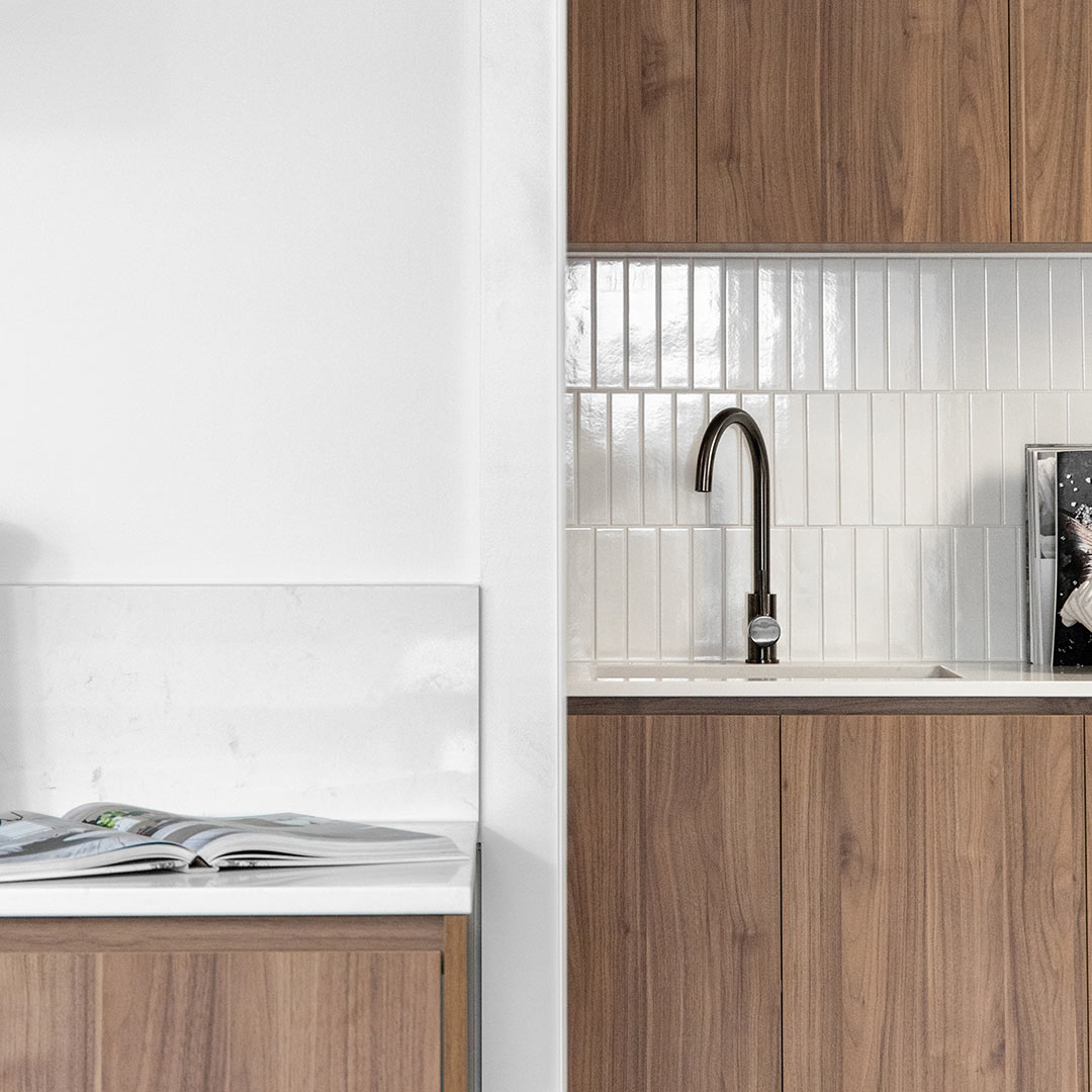 エリシアン・台付1穴 キッチン用混合水栓 ガンメタル