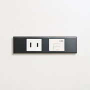 ステンレス（ブラック）家具用プレート<br>+ NK 埋込コンセント ホワイト <br>+ NK 埋込モジュラジャック8極8心 ホワイト