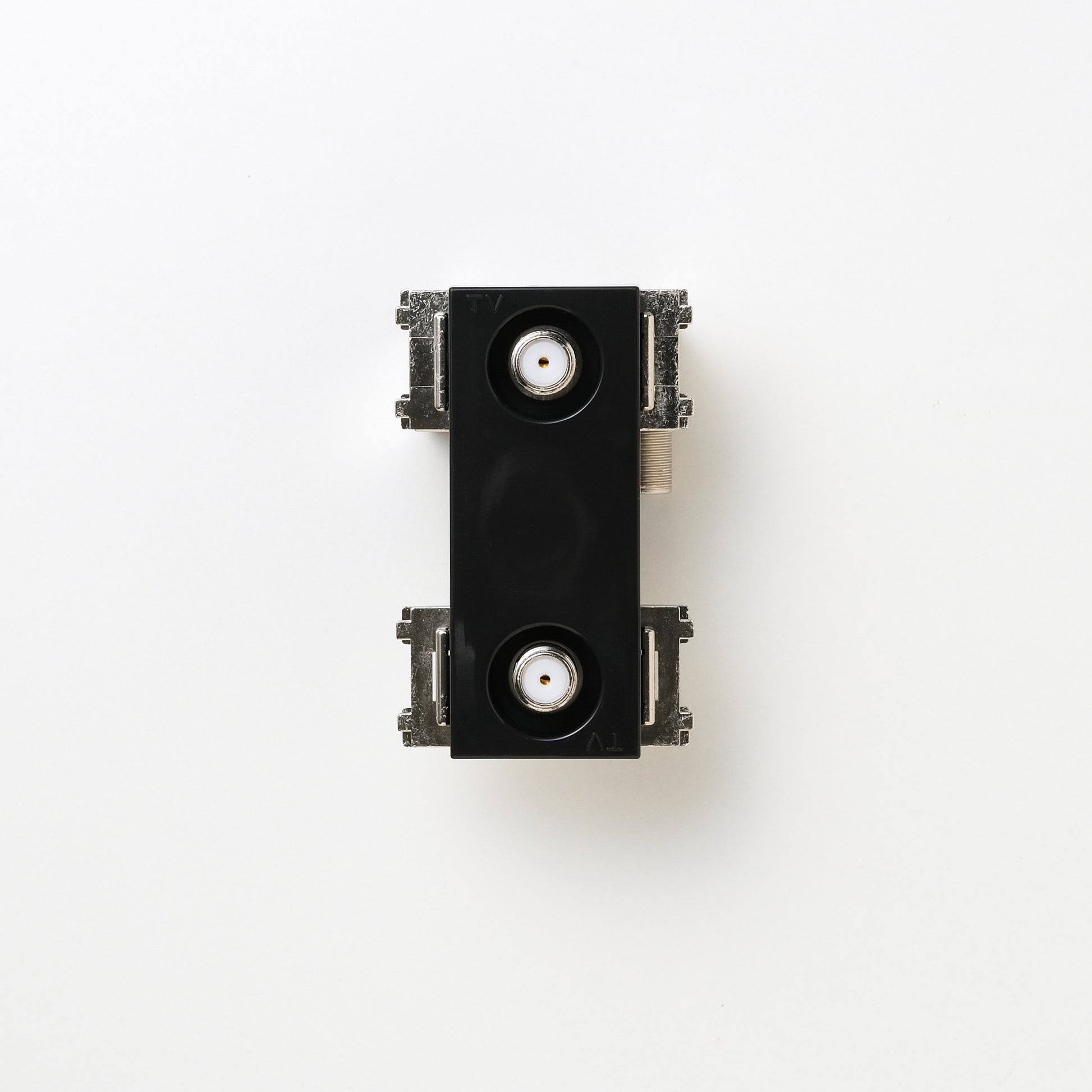 NKシリーズ　新4K8K衛星放送対応　埋込高シールド2端子テレビ端子　ブラック