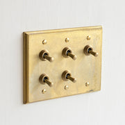 フタガミ スイッチ 真鍮 ３連２＋２＋１トグル