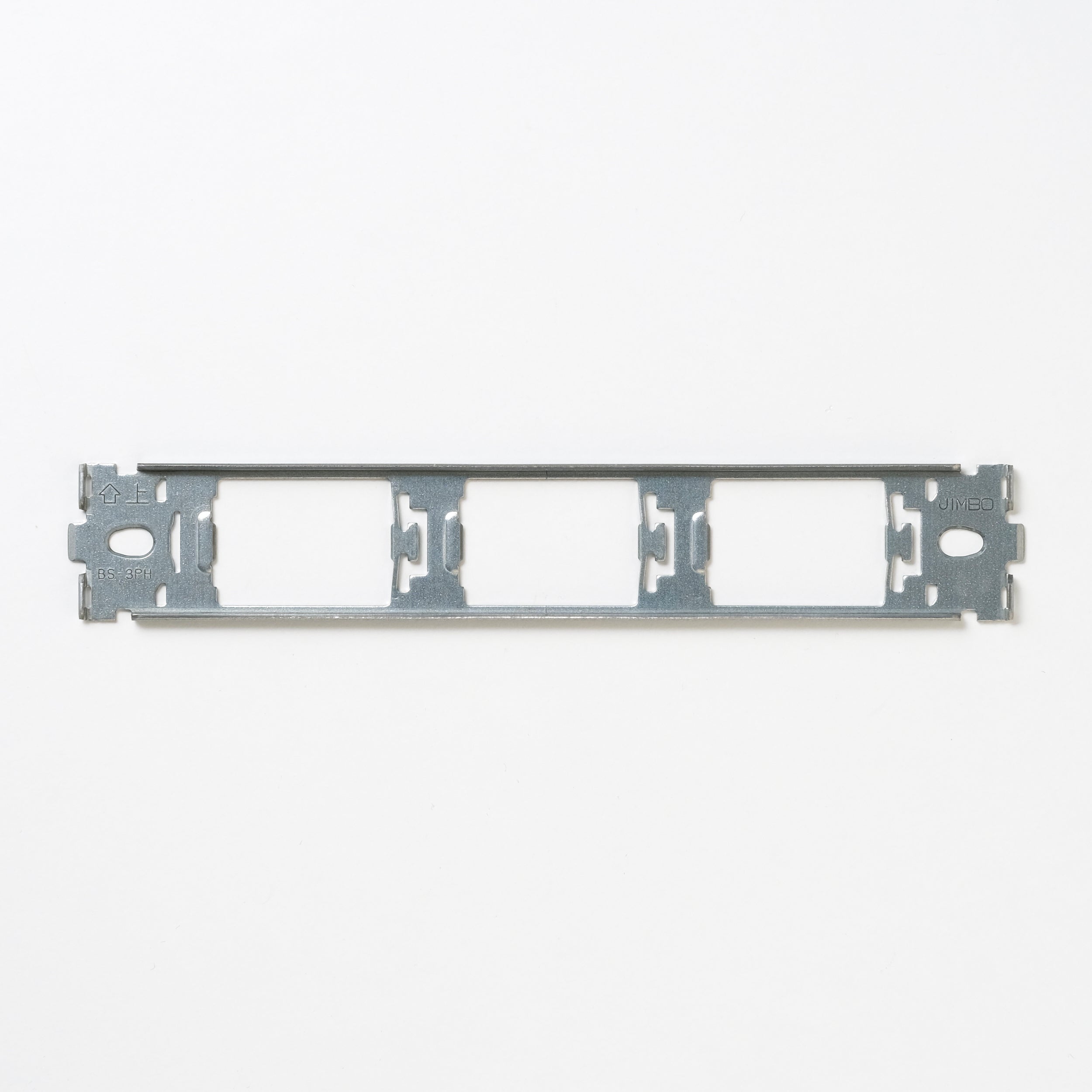 NKシリーズ対応　家具・機器用取付枠（什器用） ３口