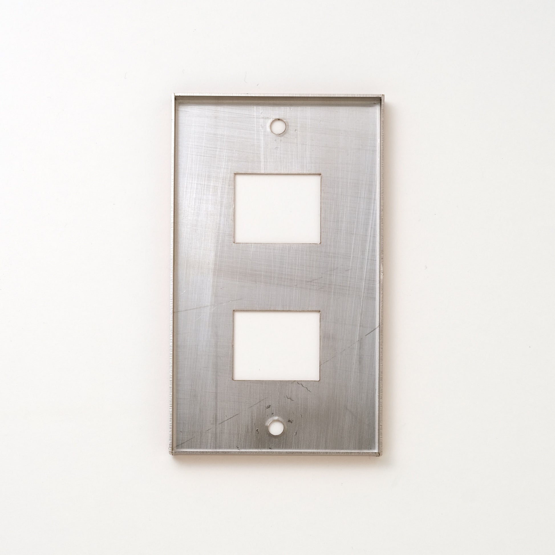 コンセンティック 銅色（光沢） プレート１連２口用 