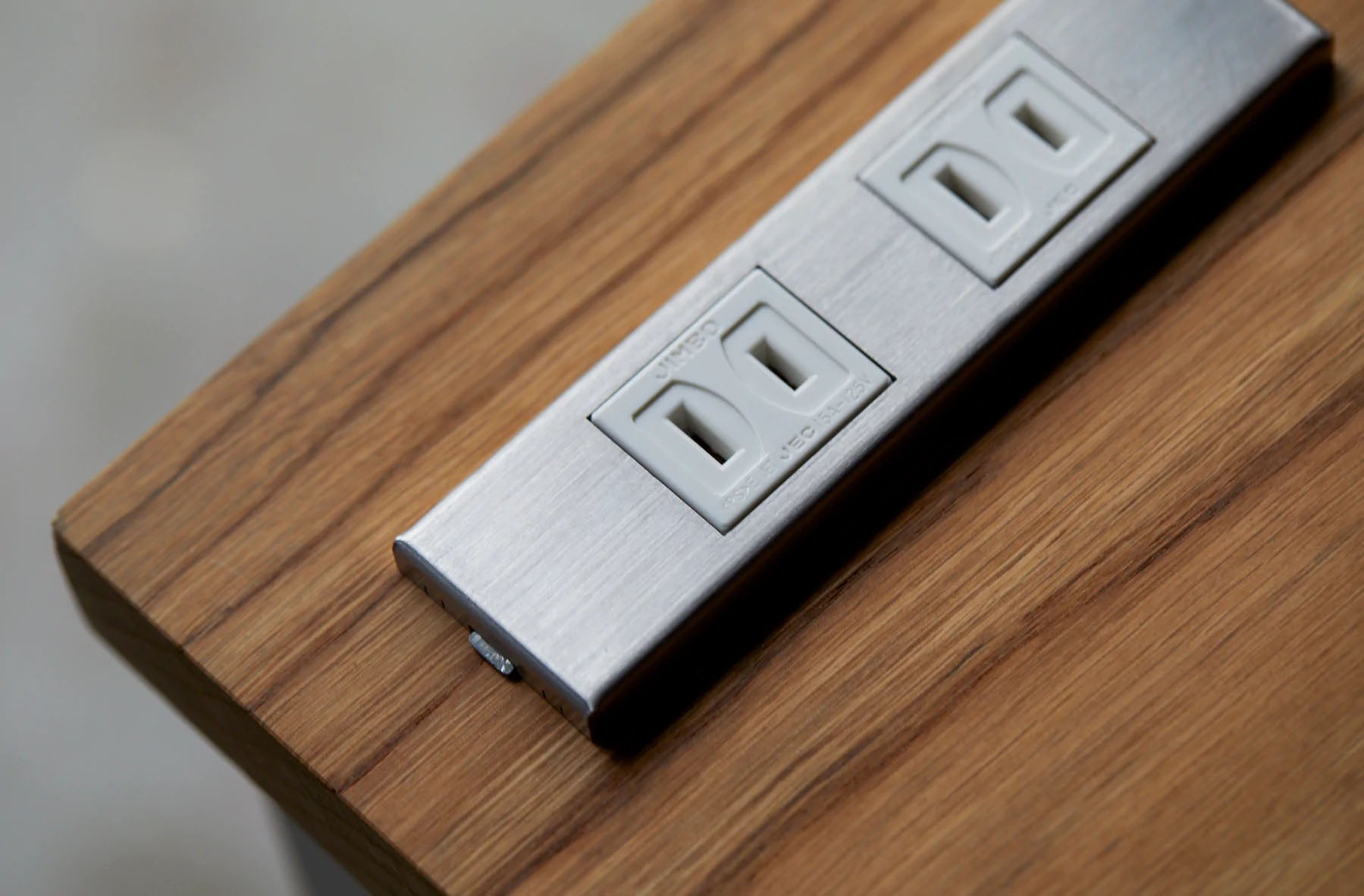 コンセンティック ステンレスヘアライン 家具用プレート２口用  