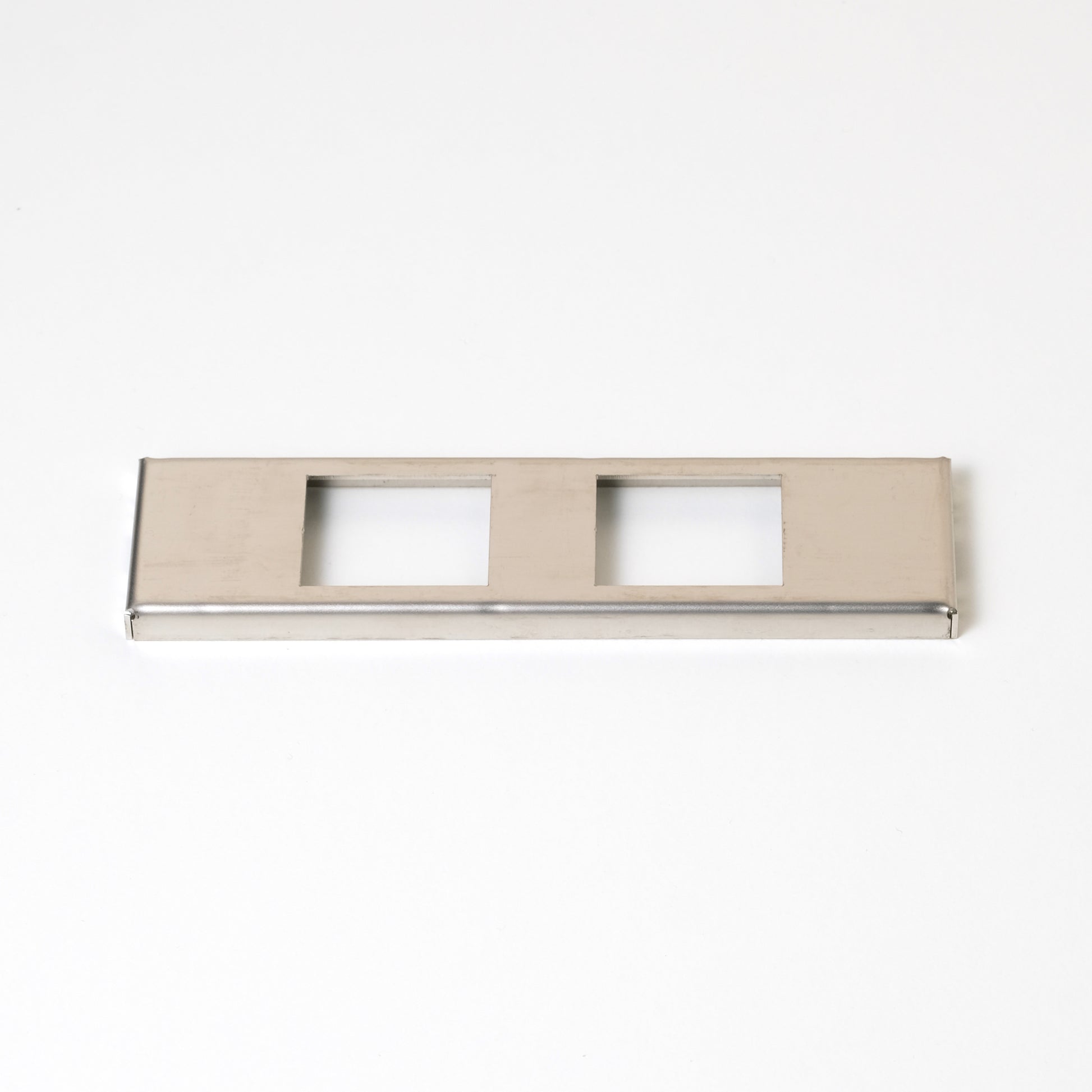 コンセンティック ステンレス素地 家具用プレート２口用  