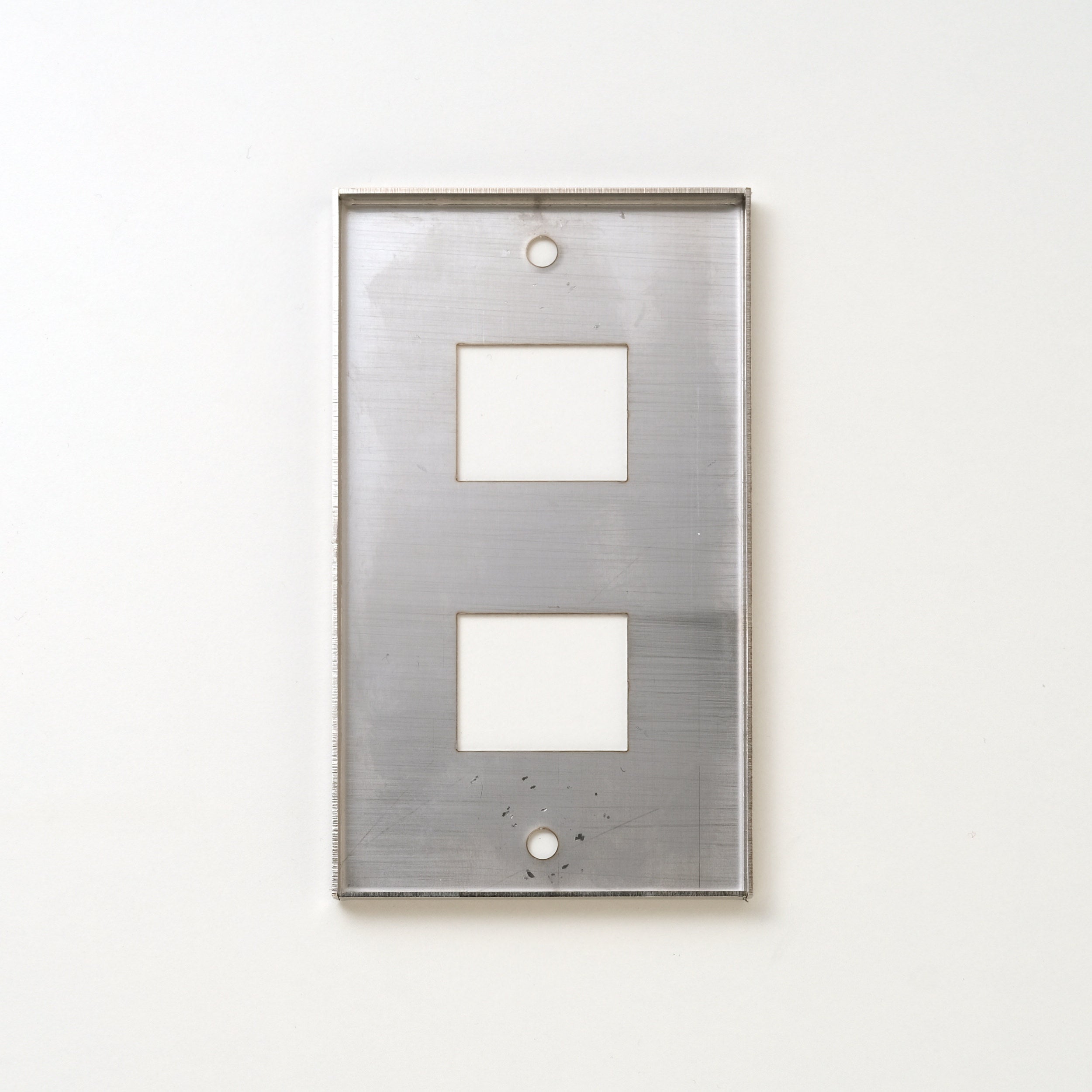 コンセンティック ステンレス素地 プレート１連２口用 