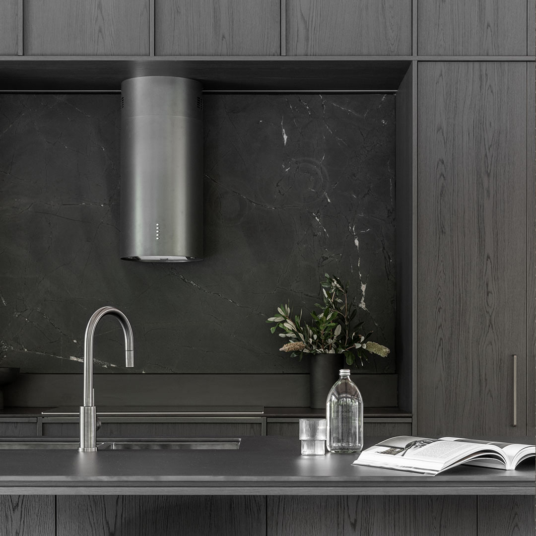 エリシアン・台付1穴 キッチン用混合水栓　ハンドシャワータイプ ガンメタル