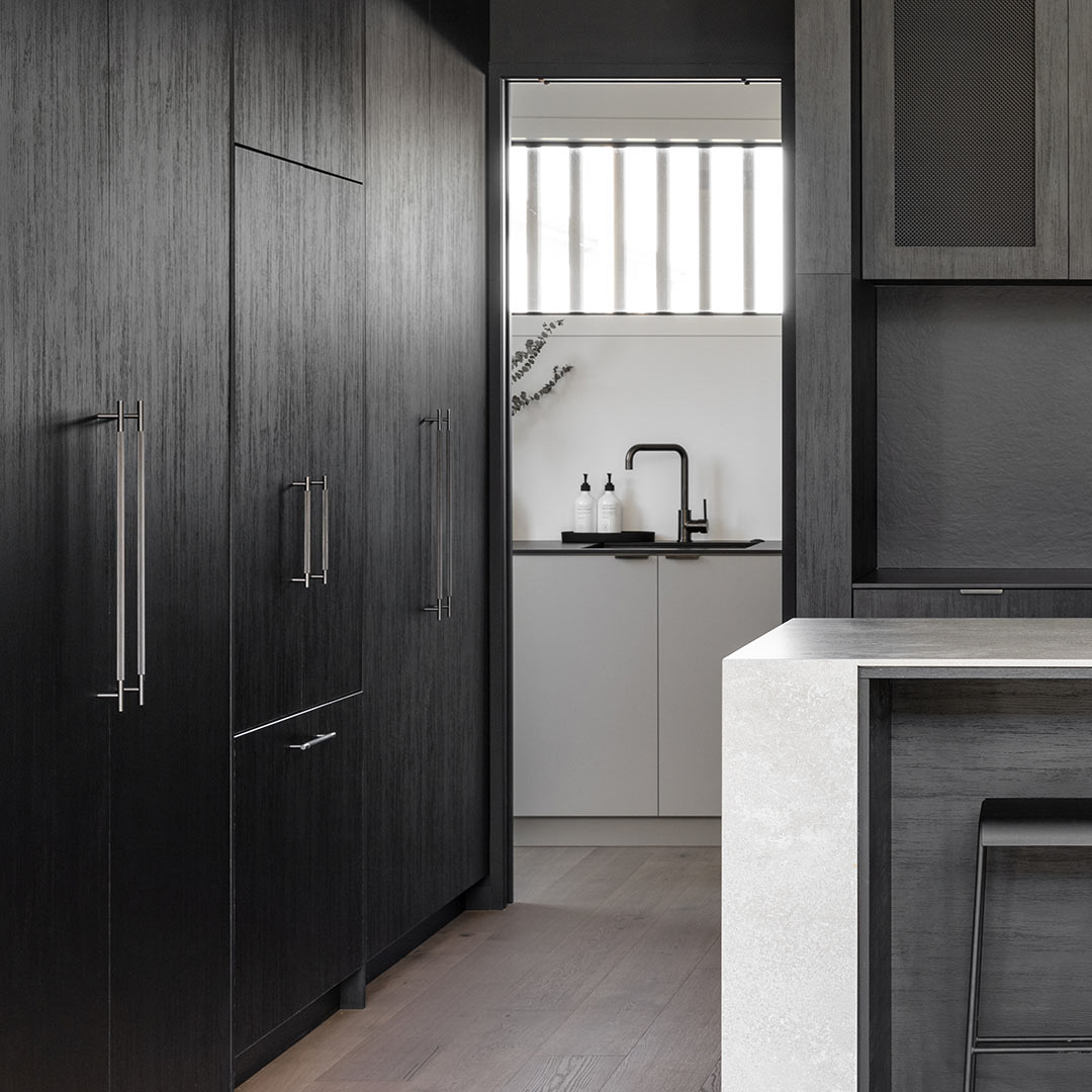 エデン・台付き1穴 キッチン用混合水栓 ガンメタル