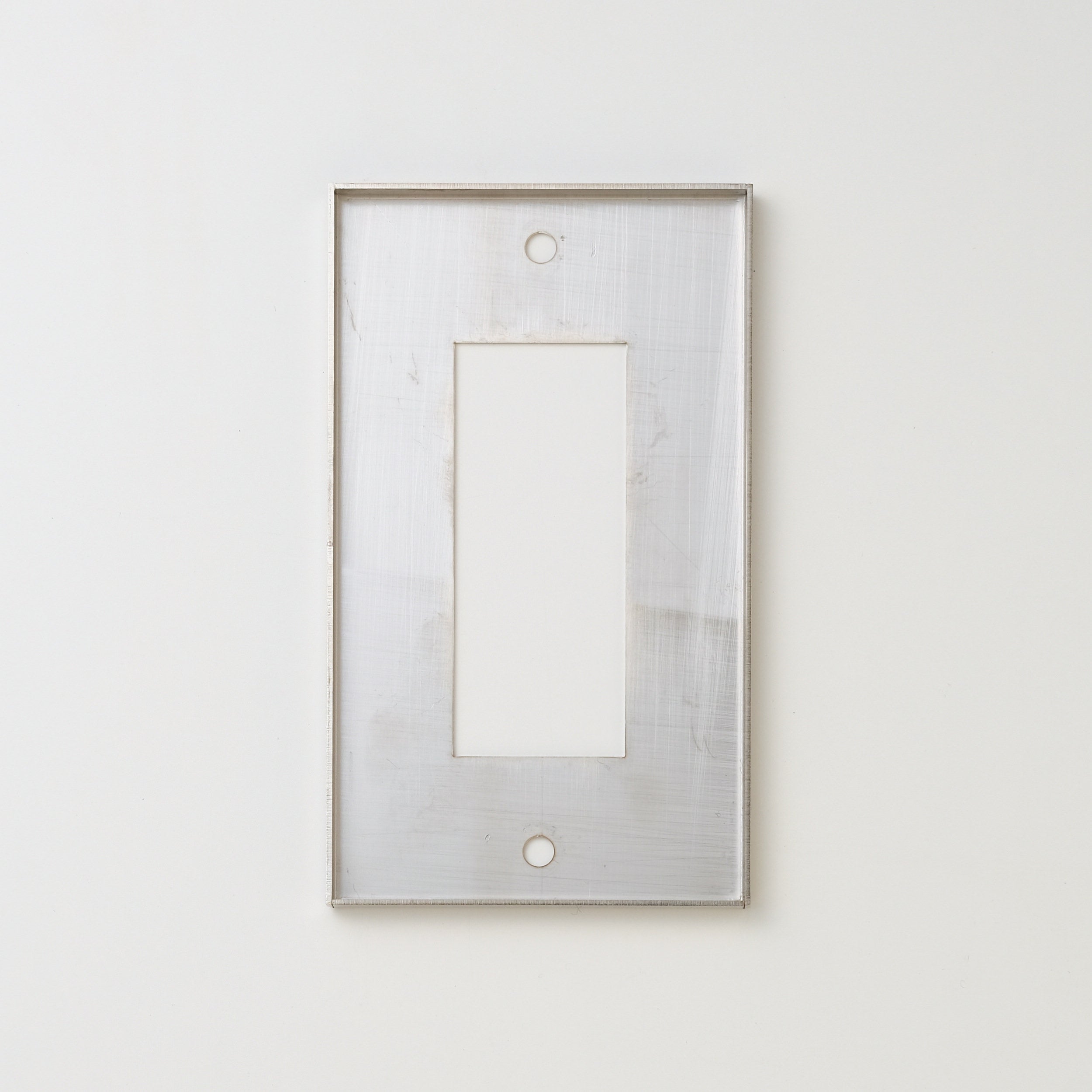 コンセンティック ステンレスヘアライン プレート１連３口用 