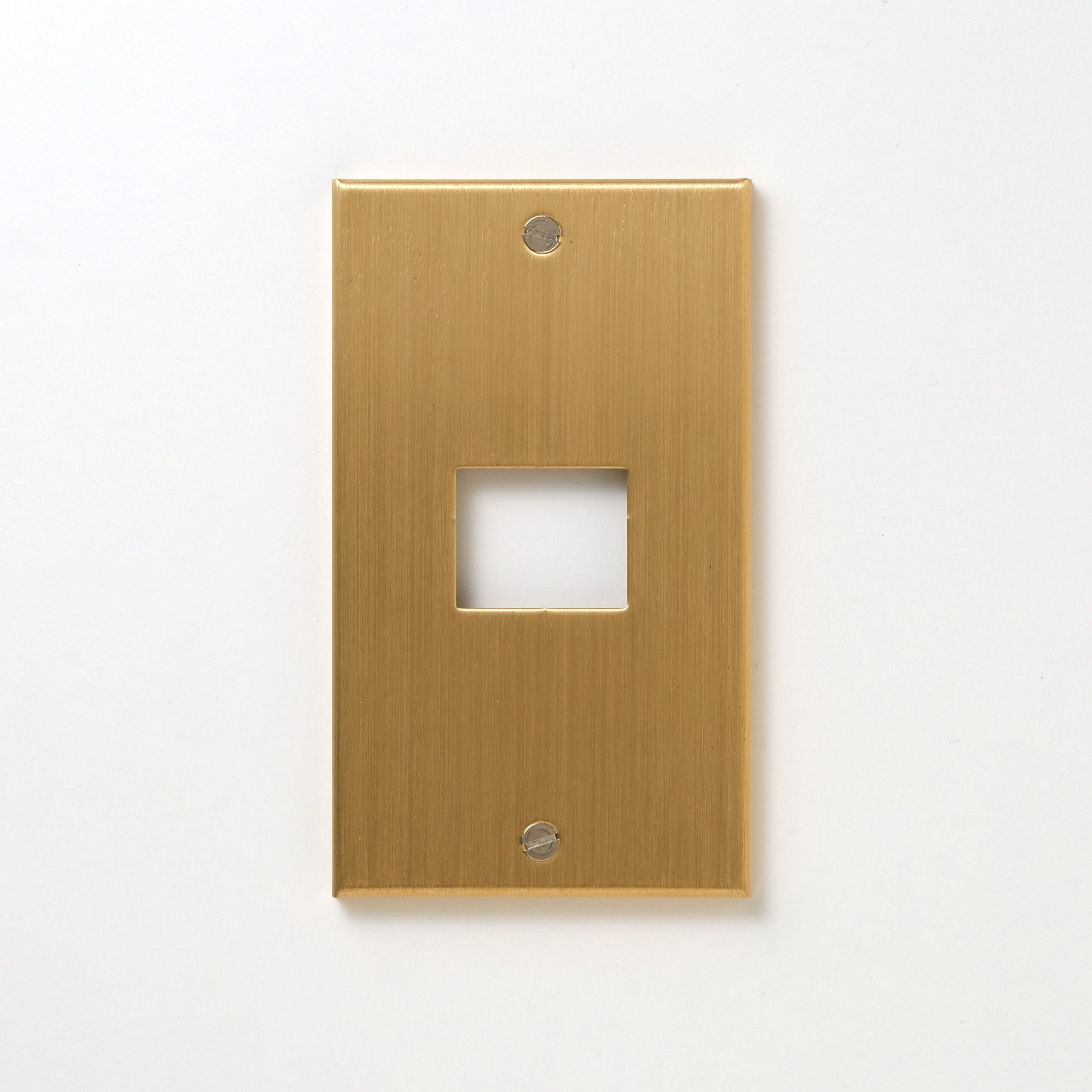 コンセンティック 真鍮ヘアライン プレート１連１口用 