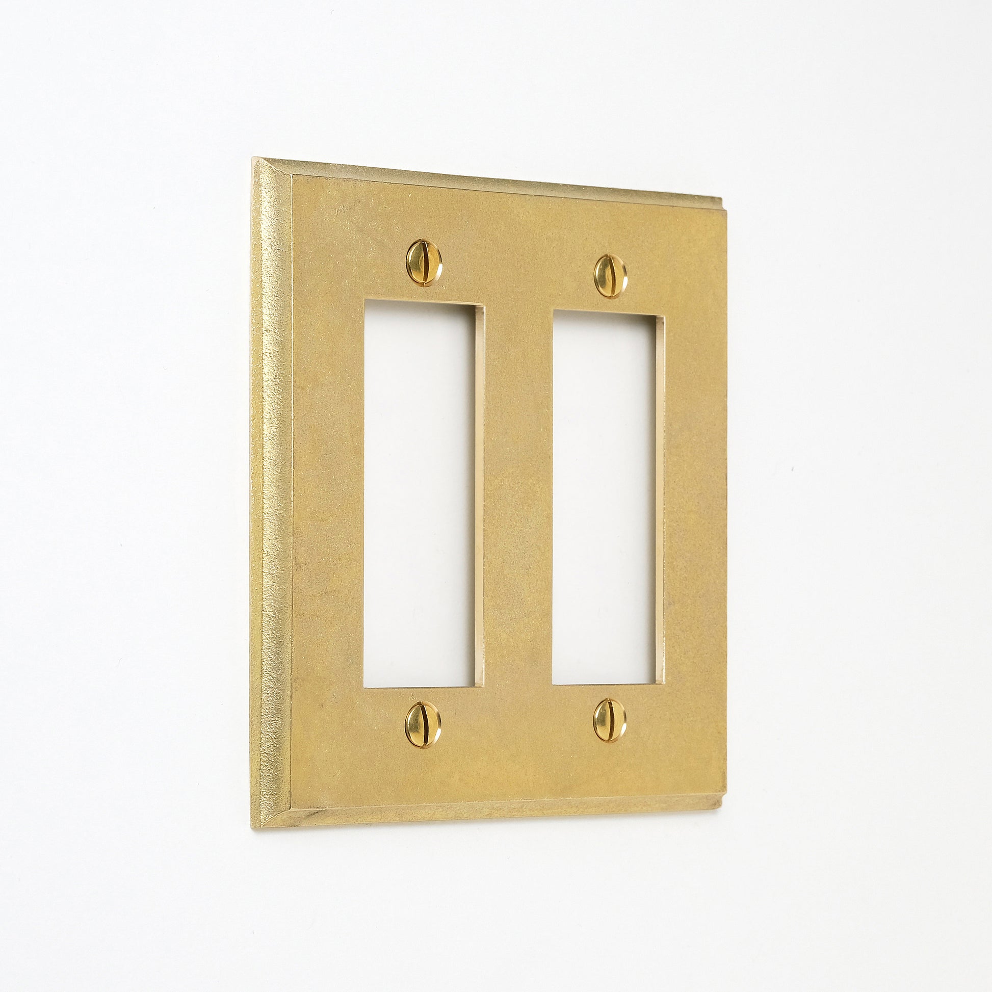 フタガミ プレート 真鍮 ２連３＋３口用