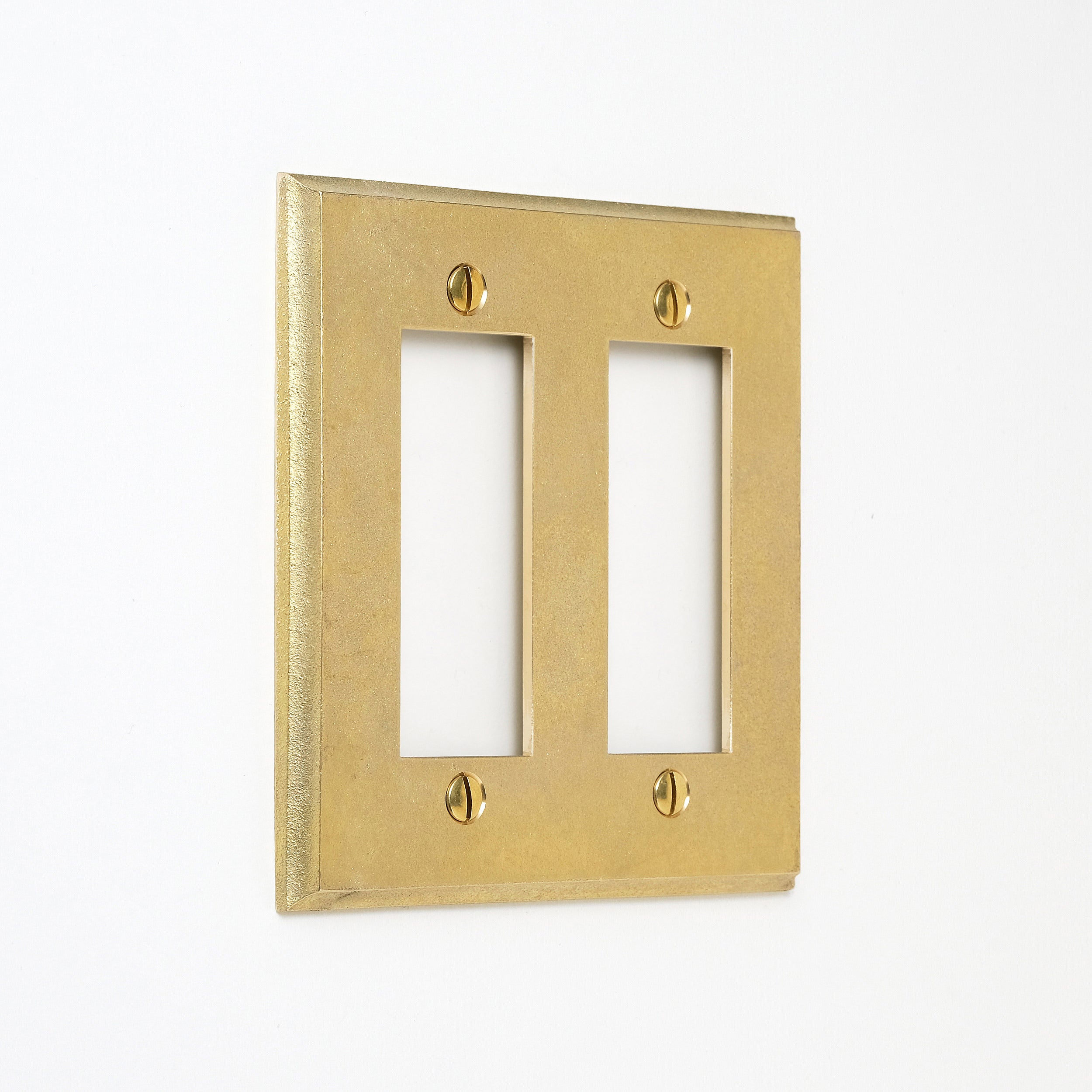 フタガミ プレート 真鍮 ２連３＋３口用